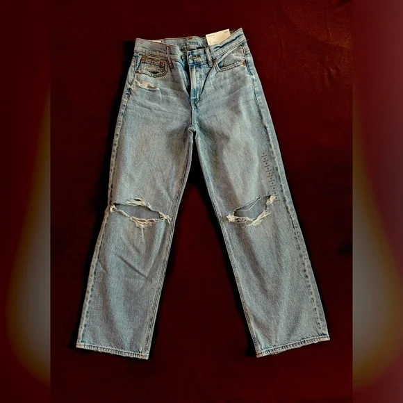 American Eagle Outfitters Stovepipe Strigid Jeans Size 2 Regular High-Rise 26W. - Picture 2 of 3